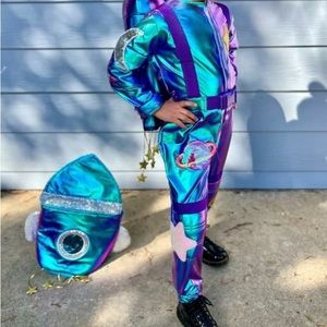 Matching candy bag to astronaut costume